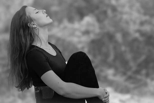 Women lost in thoughts