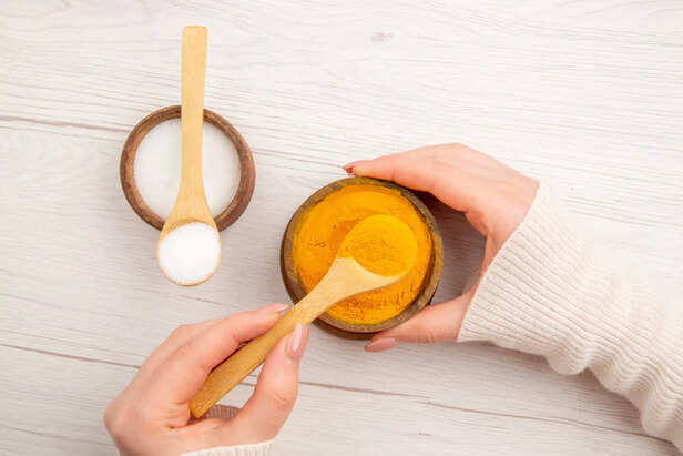 Homemade face pack with turmeric and multani mitti