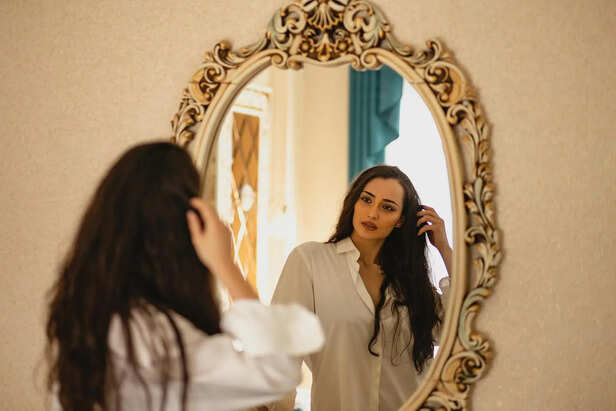 Self conscious