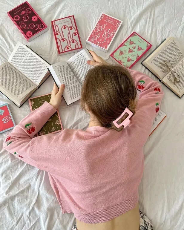 Pinterest | We need to change it,. Change the exhausting patterns to romanticise the weekdays. Not just because we need to do it, but because we really deserve it!