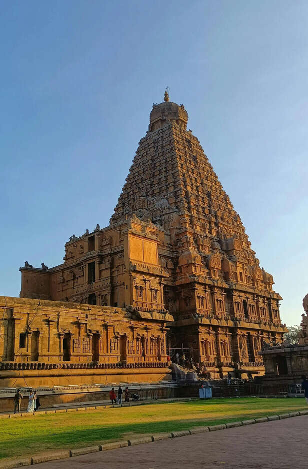 Brihadeeswarar Temple