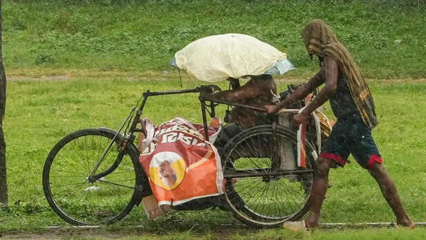 बंगाल में भी बारिश की चेतावनी