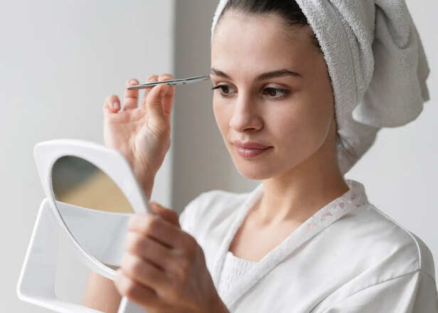 Virgin Coconut Oil for Eyebrow Care