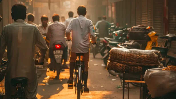 अतिक्रमण और ट्रैफिक के बीच साइकिल लेनों की जरूरत