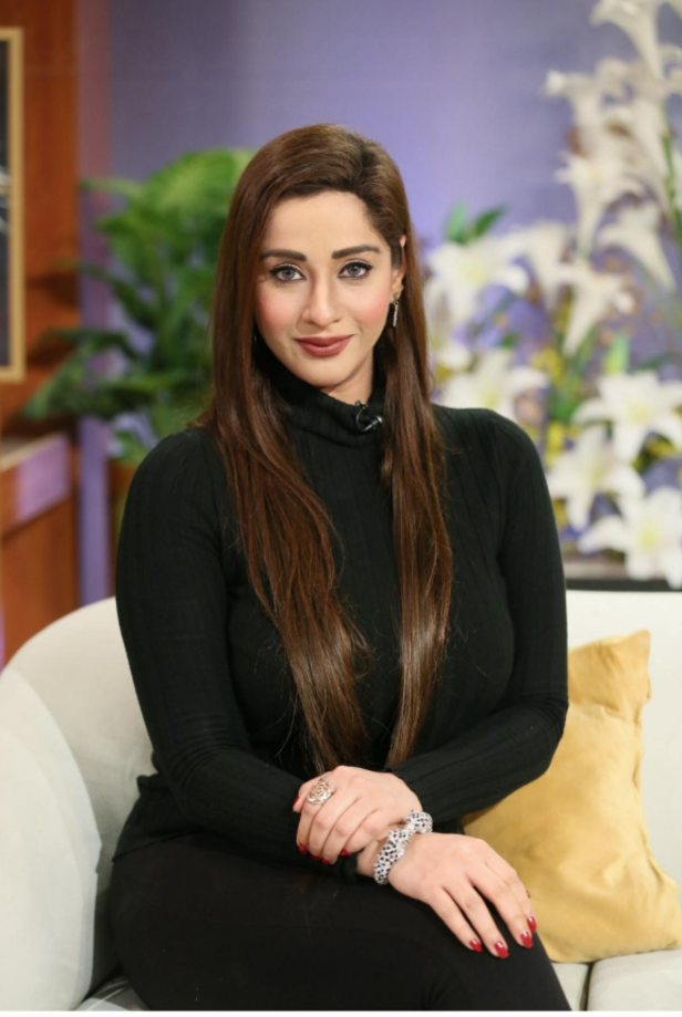 X/@memsified101 | Fariha Farrukh is a Pakistani media personality, presenter and digital content creator who has built a following through interviews