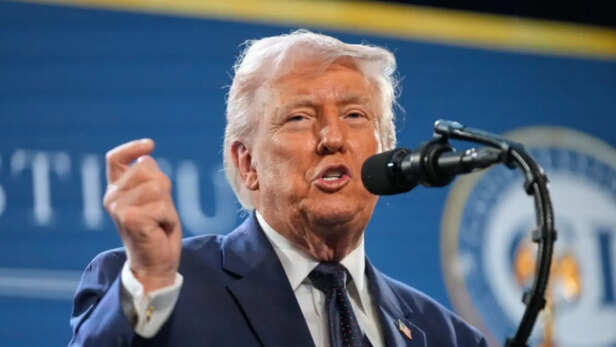 ​Donald Trump’s visit to the third game of the NBA Finals between the San Antonio Spurs and the New York Knicks generated a visible reaction