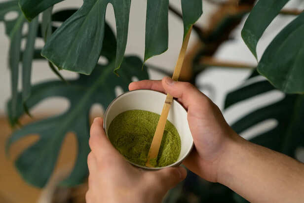 Daily Moringa Powder Routine