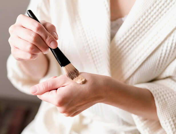 Hydrating Liquid Foundation for Dry Skin