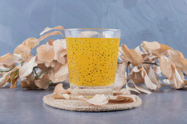 Gond katira drink