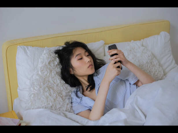 Morning Distraction: Phone First Habit