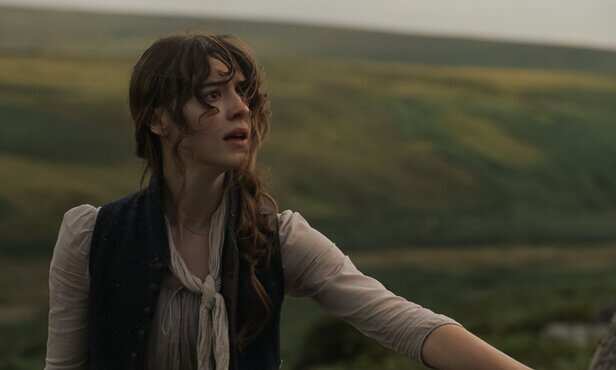 Fans fear Daisy Edgar-Jones looks too modern for a regency era drama