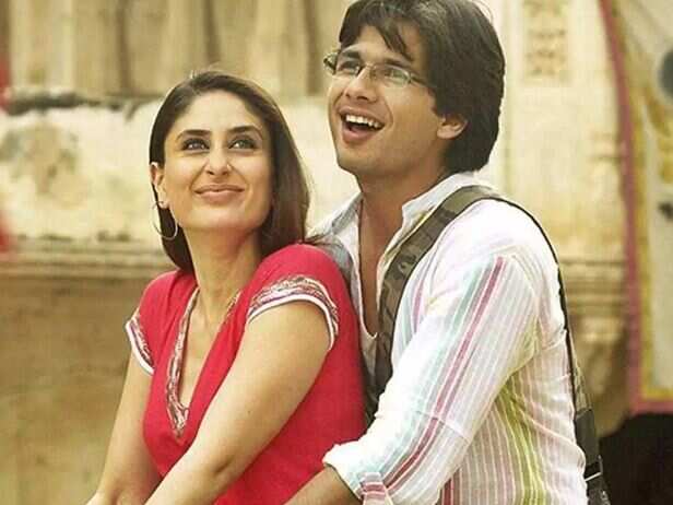 Kareena Kapoor played the iconic female lead character, Geet Kaur, alongside Shahid Kapoor, who played the male lead