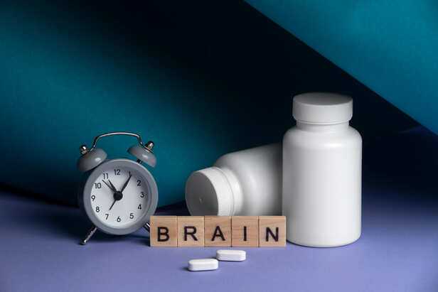 Memory Problems Linked to Low Vitamin B12