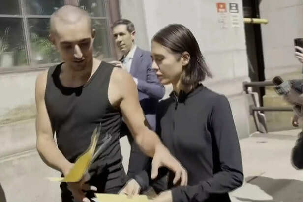 Couple charged with felonies for Empire State Building climb-turned-proposal