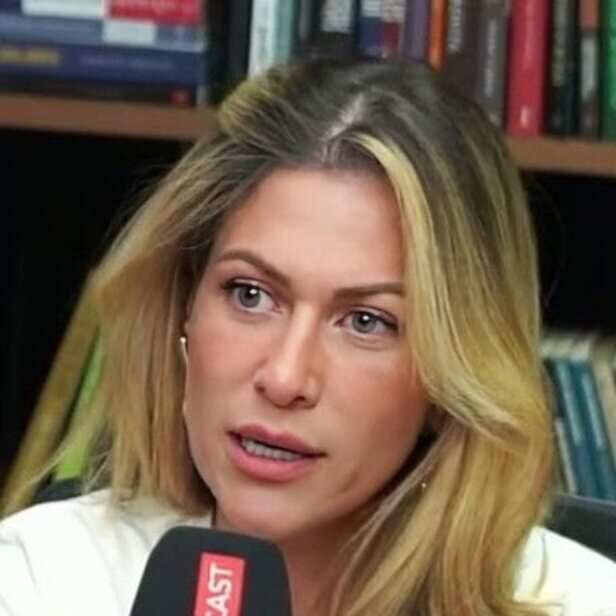 X/@choquei | Pietra Bertolazzi became a political commentator and debater on Brazilian broadcaster Jovem Pan.