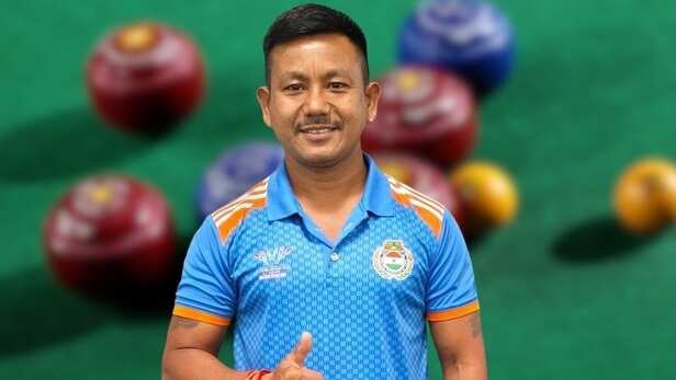 X/@Media_SAI | Indian bowler Putul Sonowal pulls off stunning upset.
