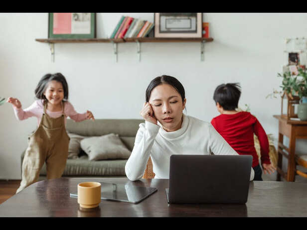 ​Why Parenting Feels So Exhausting Even When You’re Doing Your Best <br>