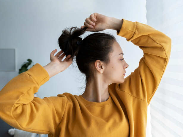 Tight ponytail putting stress on hair