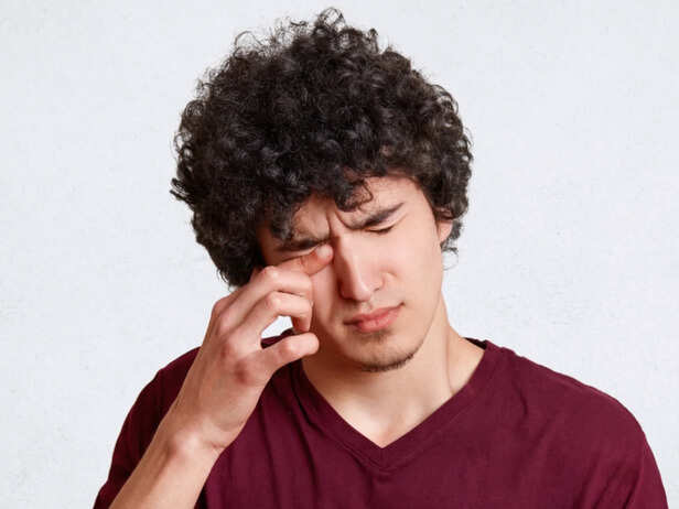 Rubbing Your Eyes Makes Puffiness Worse