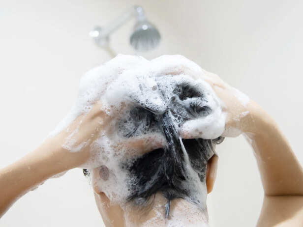 Rinsing Properly Prevents Scalp Irritation