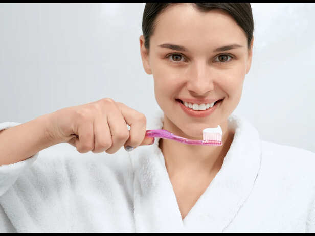 What Happens When You Brush With Whitening Toothpaste?
