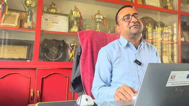 प्रिंसिपल राजेंद्र दवाड़ी