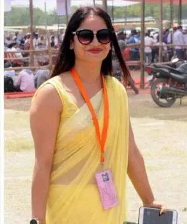 रीना द्विवेदी द सूत्र