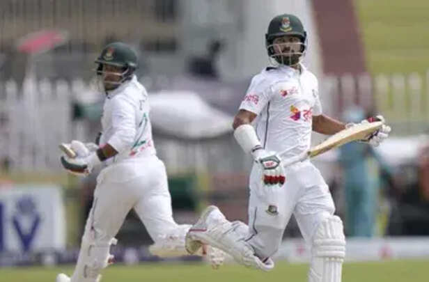 2024_9image_15_17_476554430pak-vs-ban