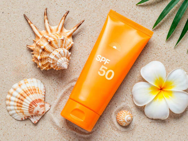 Sunscreen Protects Collagen From UV Damage