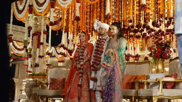 कुणाल के रिसेप्शन की तस्वीर।
