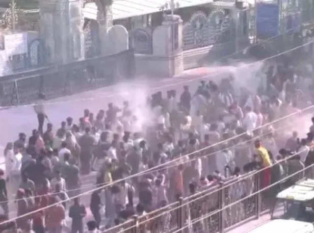 HOLI DANCE