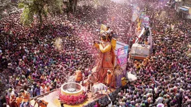 Rangpanchami 2023: इंदौर में रंगपंचमी पर निकलने वाली गेर को विश्व धरोहर की  सूची में शामिल कराने के फिर प्रयास - Rangpanchami 2023 Efforts again to  include Ger which comes out on