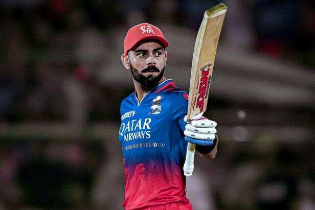 Virat Kohli IPL 100: आईपीएल में कोहली ने जड़ा 8वां शतक, RCB ने RR को दिया  184 का लक्ष्य | ipl 2024 rr vs rcb virat kohli scored 8th ipl hundred  rajasthan royals | Patrika News
