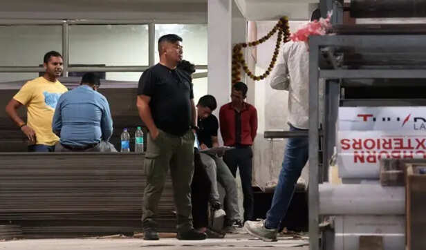 SIT Raids Sonam Raghuvanshi Office 2