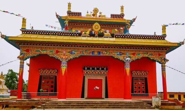 Red and gold chinese temple photo – Free Buddha Image on Unsplash