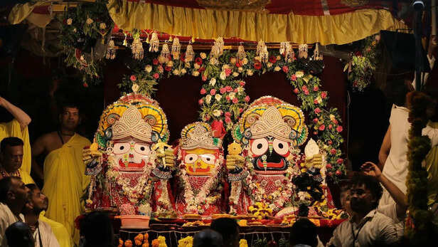 मौसी के घर से विदा लेकर निजधाम आ रहे हैं जगत के नाथ, जानिए बहुदा यात्रा की  क्या है खासियत? - Jagannath Bahuda Yatra 2025 Key Moments of the Divine  Return Journey