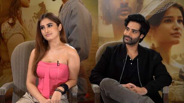 Aman Devgan Rasha Thadani Interview Update | Azaad Official Trailer Release  Date | अजय देवगन की डांट को प्यार समझते हैं अमन: रवीना ने बेटी राशा को जमीन  से जुड़े रहना सिखाया, '