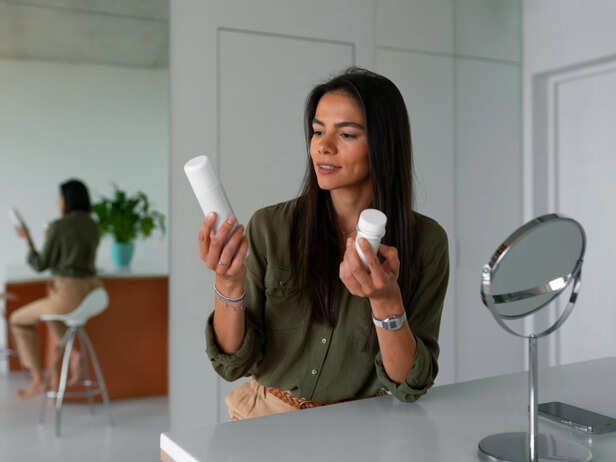 Deodorant vs Antiperspirant