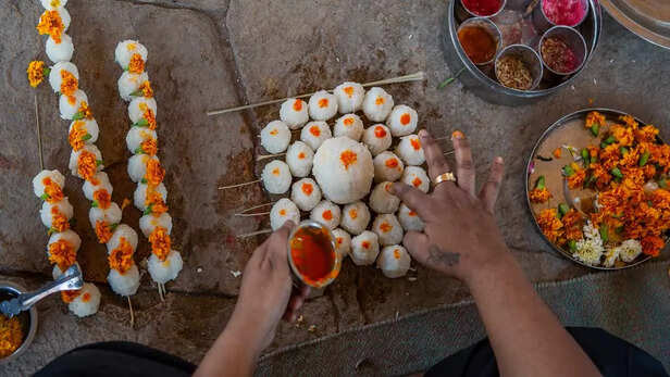 Significance Of Pind Daan | पिंड कितने होते हैं | Pitru Paksha 2022 | pitru  paksha 2022 significance of pind daan | HerZindagi