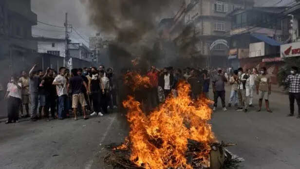 india-tourists-stranded-in-nepal-violence-september-2025