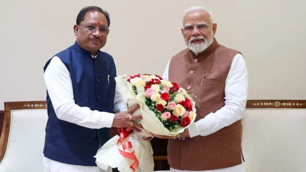 प्रधानमंत्री से मिले मुख्यमंत्री विष्णुदेव साय, छत्तीसगढ़ में भाजपा की  ऐतिहासिक जीत पर मिली बधाई - Chief Minister Vishnudev Sai met Prime  Minister, congratulated him on ...