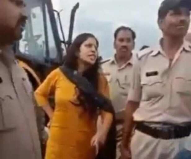 IAS Nidhi