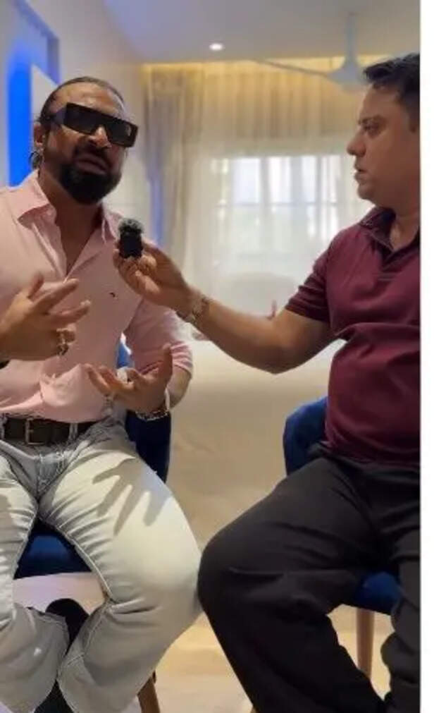 ajaz khan apologizes (2)