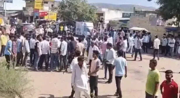 rajasthan-illegal-mining-dumper-accident-sariska-alwar