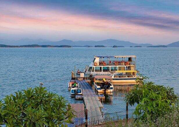 5 Nights Nature Paradise Madhai, Pachmarhi &amp; Bhopal