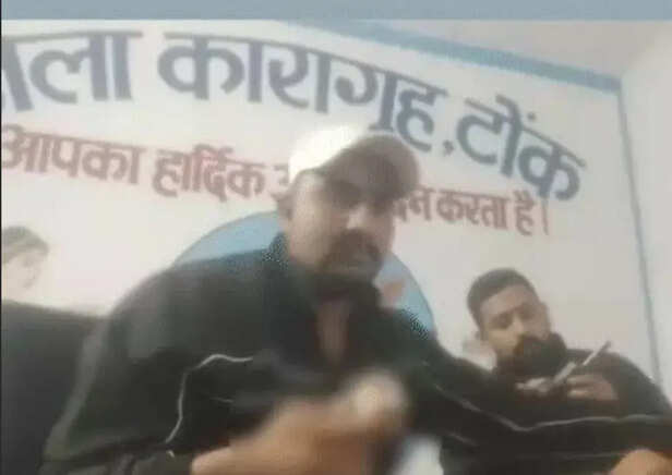 rajasthan-guns-in-tonk-jail-video-viral