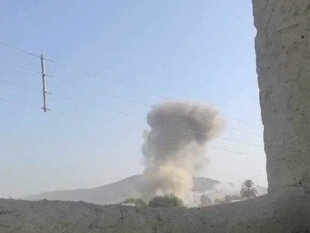 pak army suicide bombing