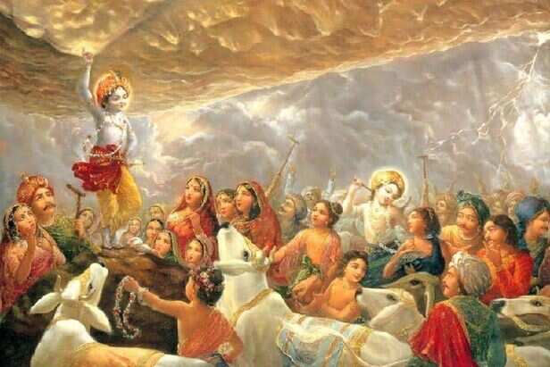 Krishna Govardhan Parvat Story in Hindi | कृष्ण भगवान ने गोवर्धन पर्वत उठाया