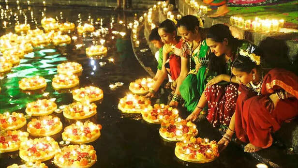 Dev Deepawali 2021: इस दिन मनाई जाएगी देव दीपावली, यहां जानें पर्व का  पौराणिक महत्व | Dev Deepawali 2021: Dev Deepawali will be celebrated on  this day, know the mythological significance of