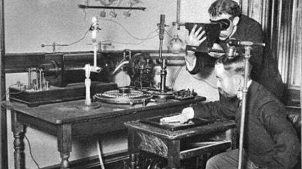 This is how German physicist Wilhelm Roentgen accidentally discovered the X- ray - India Today